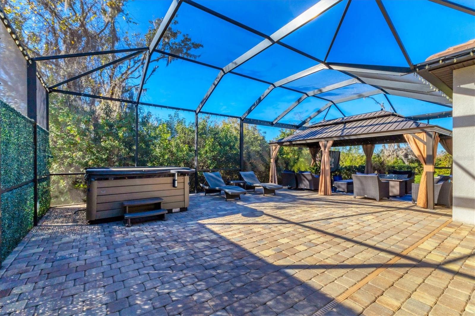 LAKEWOOD NATIONAL GOLF CULB PH II - Residential