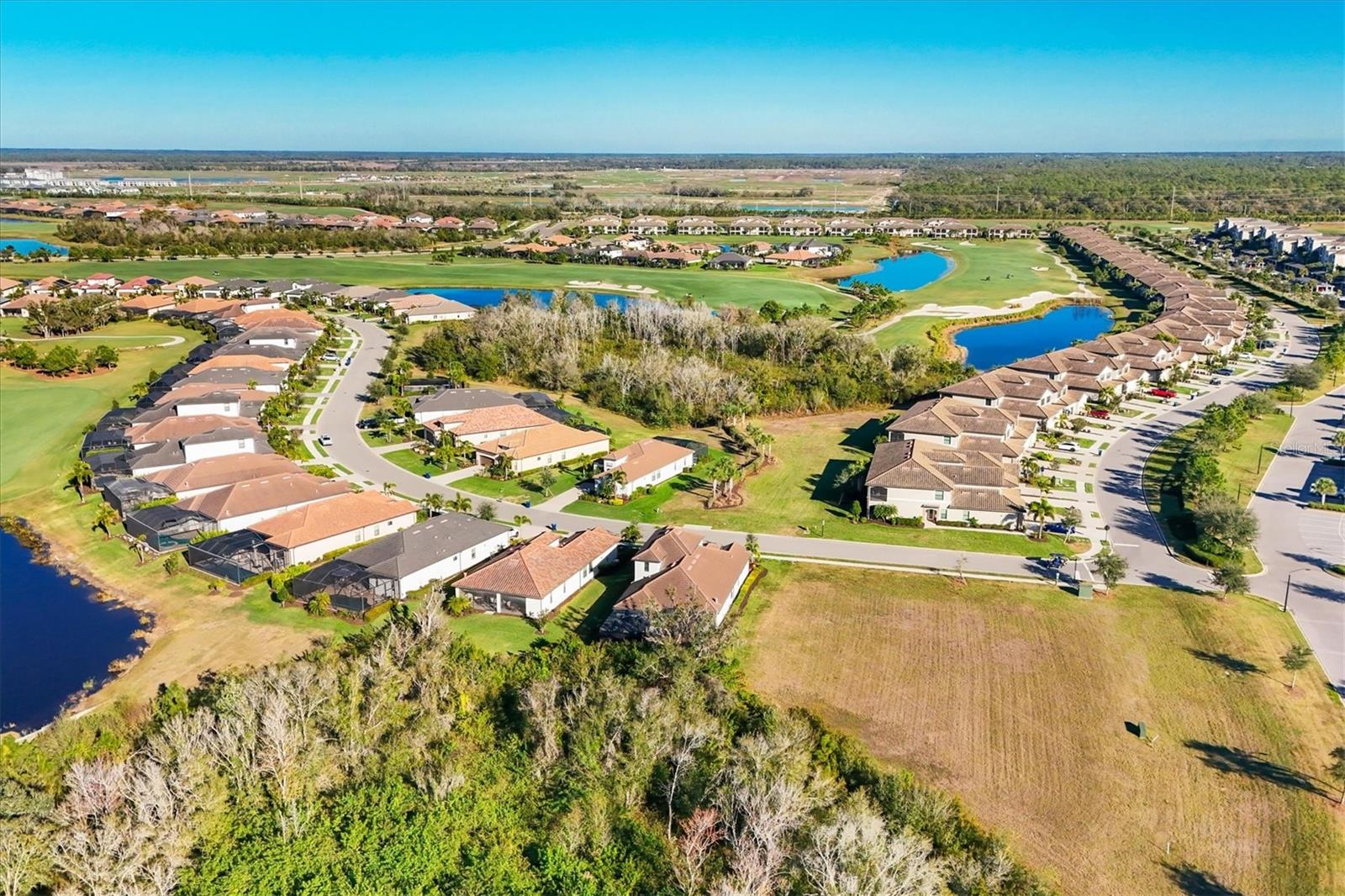 LAKEWOOD NATIONAL GOLF CULB PH II - Residential