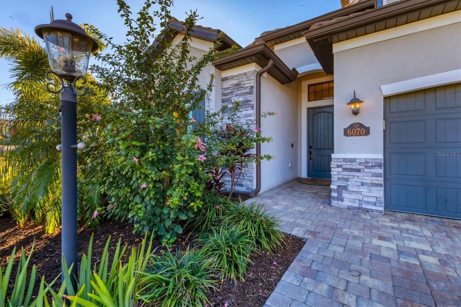 LAKEWOOD NATIONAL GOLF CULB PH II - Residential