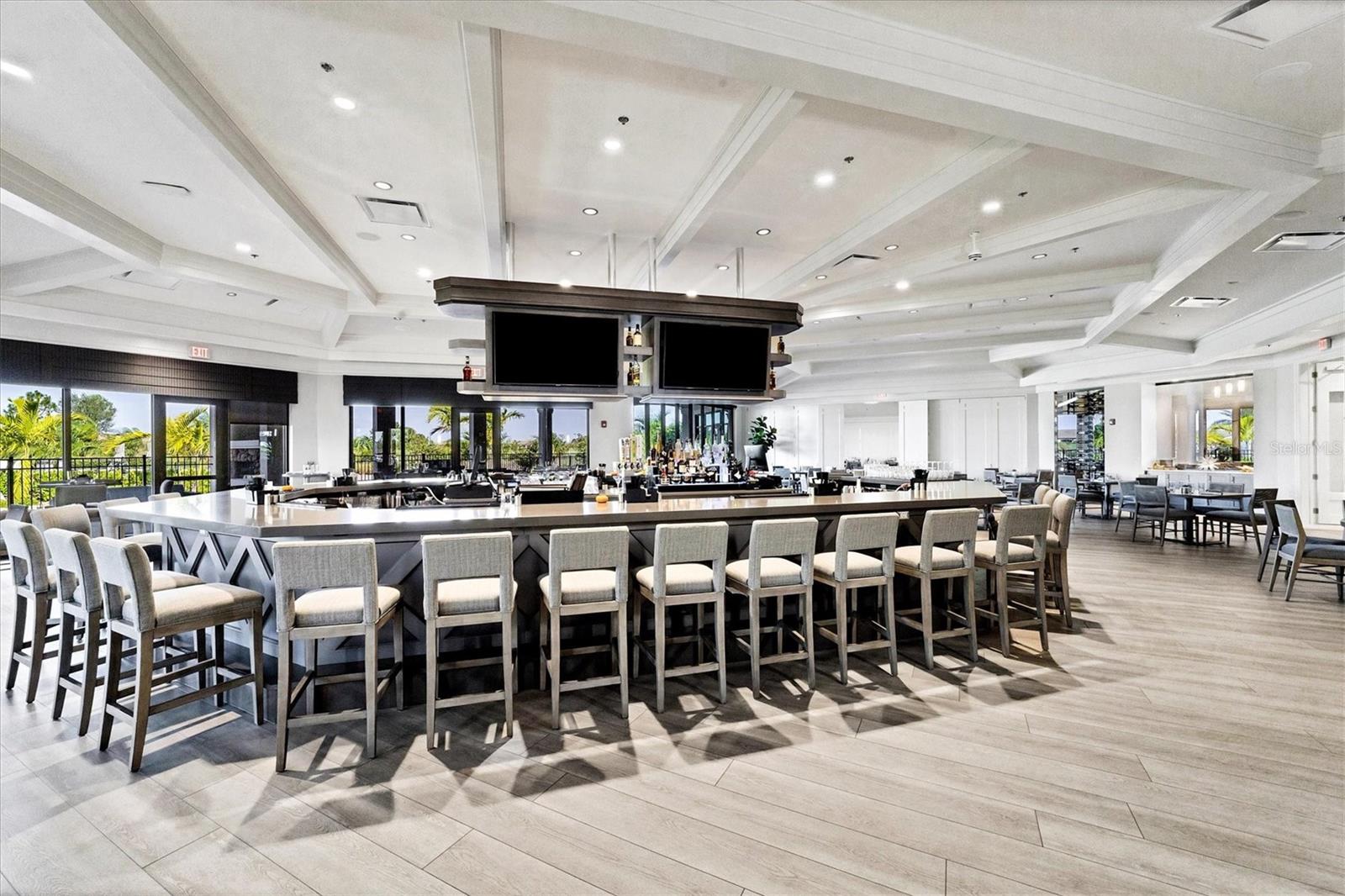 LAKEWOOD NATIONAL GOLF CULB PH II - Residential