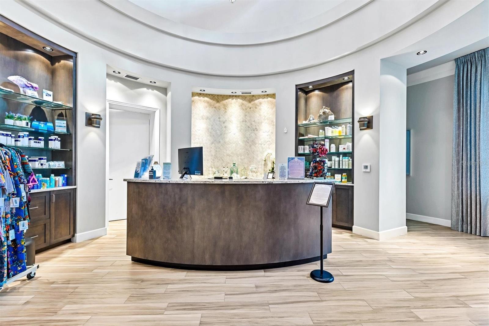 LAKEWOOD NATIONAL GOLF CULB PH II - Residential