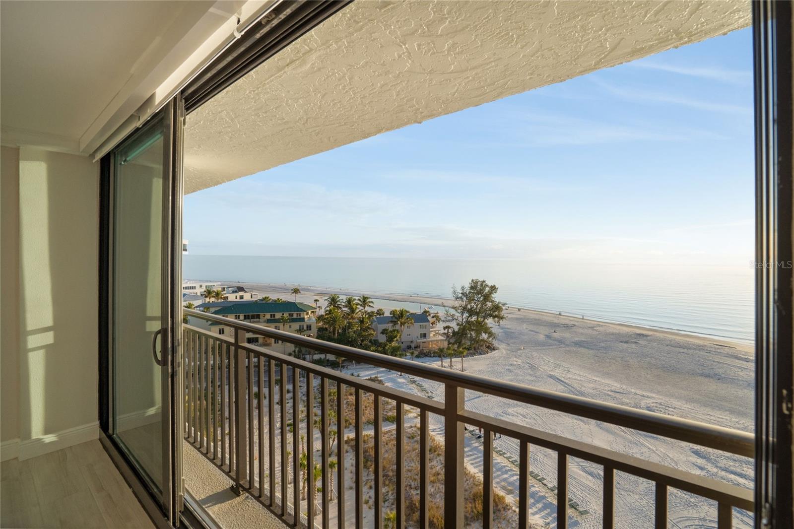 WHISPERING SANDS SEC 7 - Residential