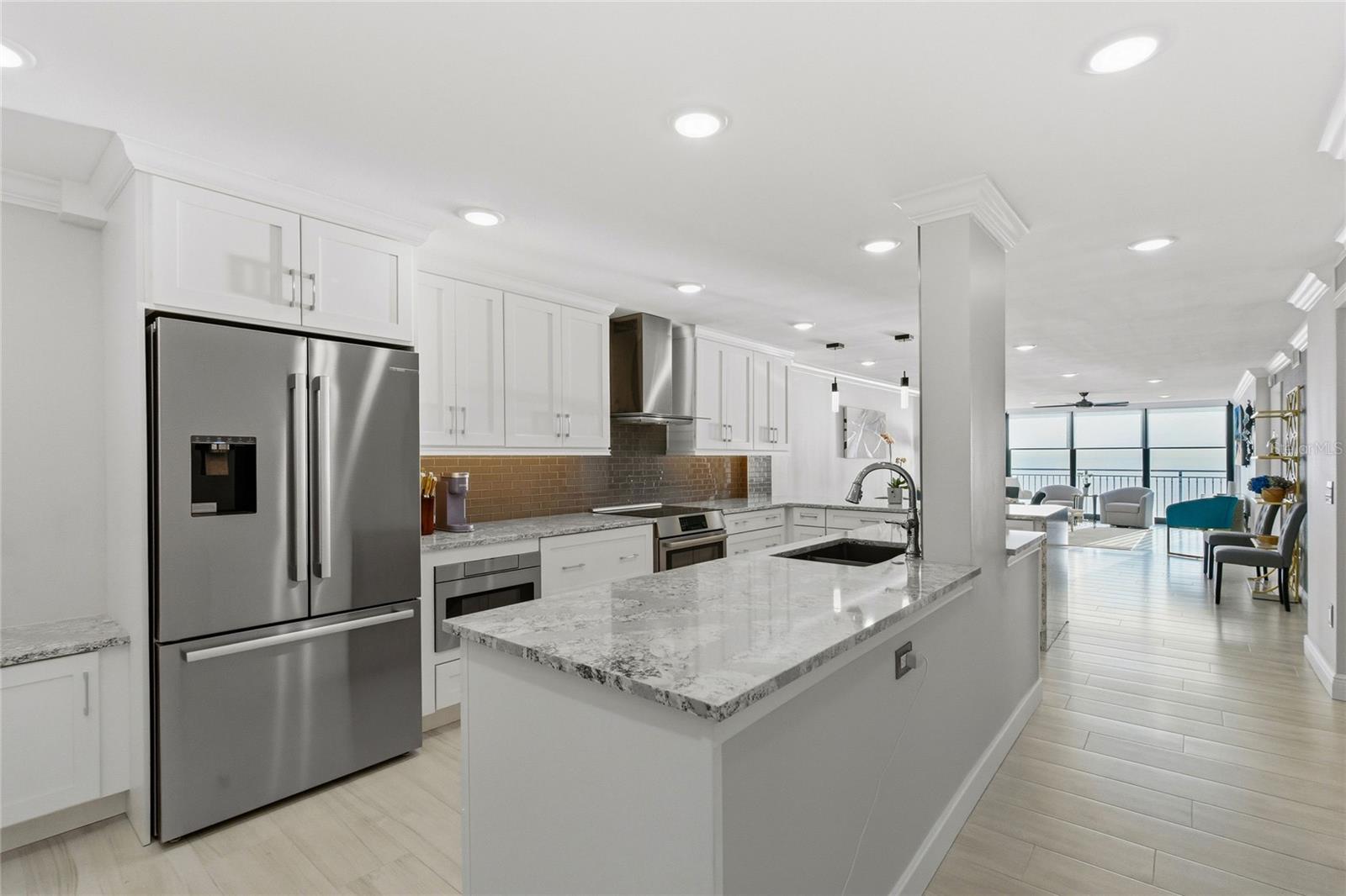 19 WHISPERING SANDS DRIVE 1105