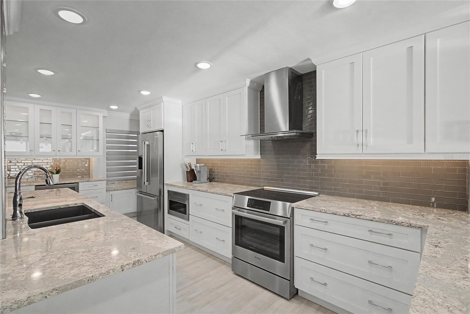 WHISPERING SANDS SEC 7 - Residential