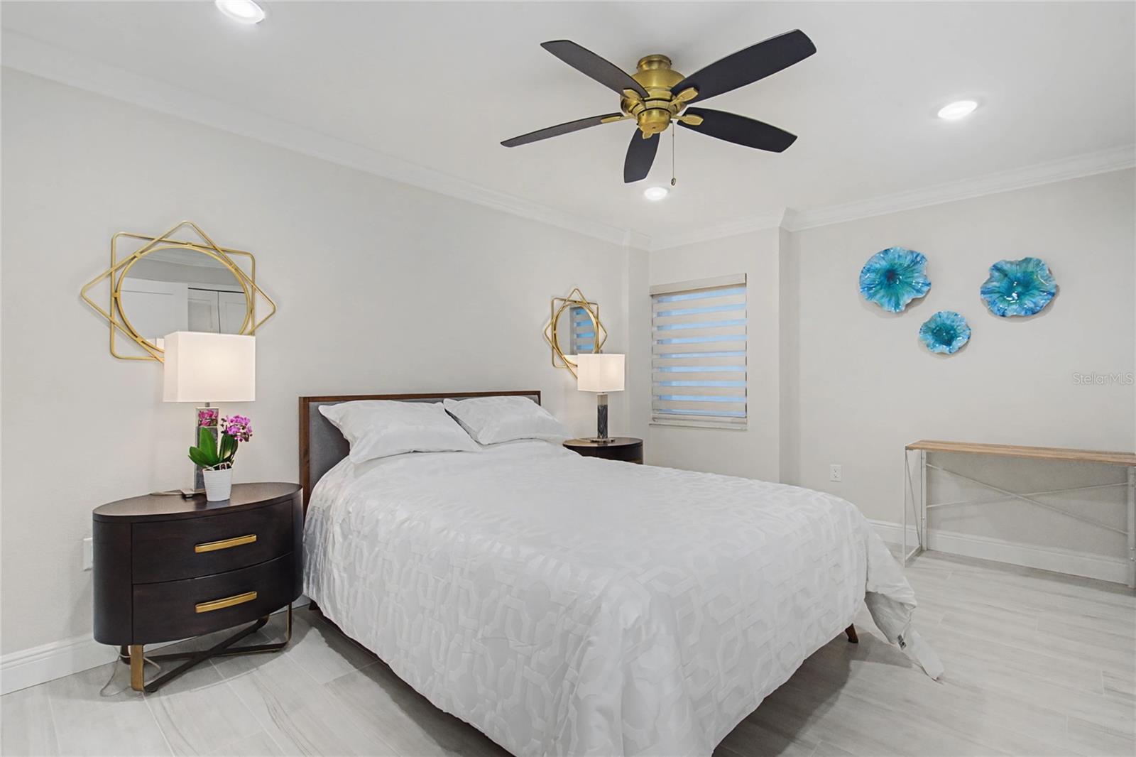 WHISPERING SANDS SEC 7 - Residential