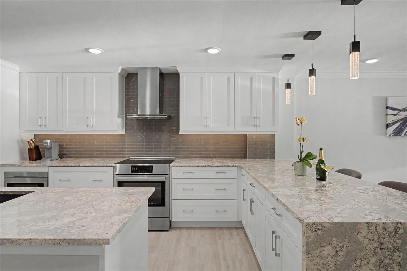 WHISPERING SANDS SEC 7 - Residential