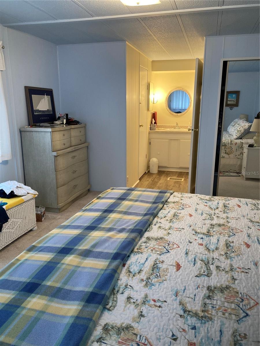 VENETIAN ESTATES - Residential