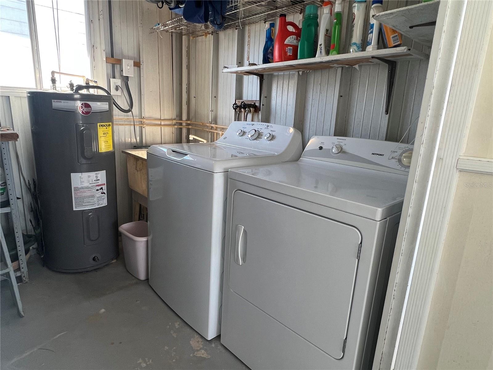 VENETIAN ESTATES - Residential