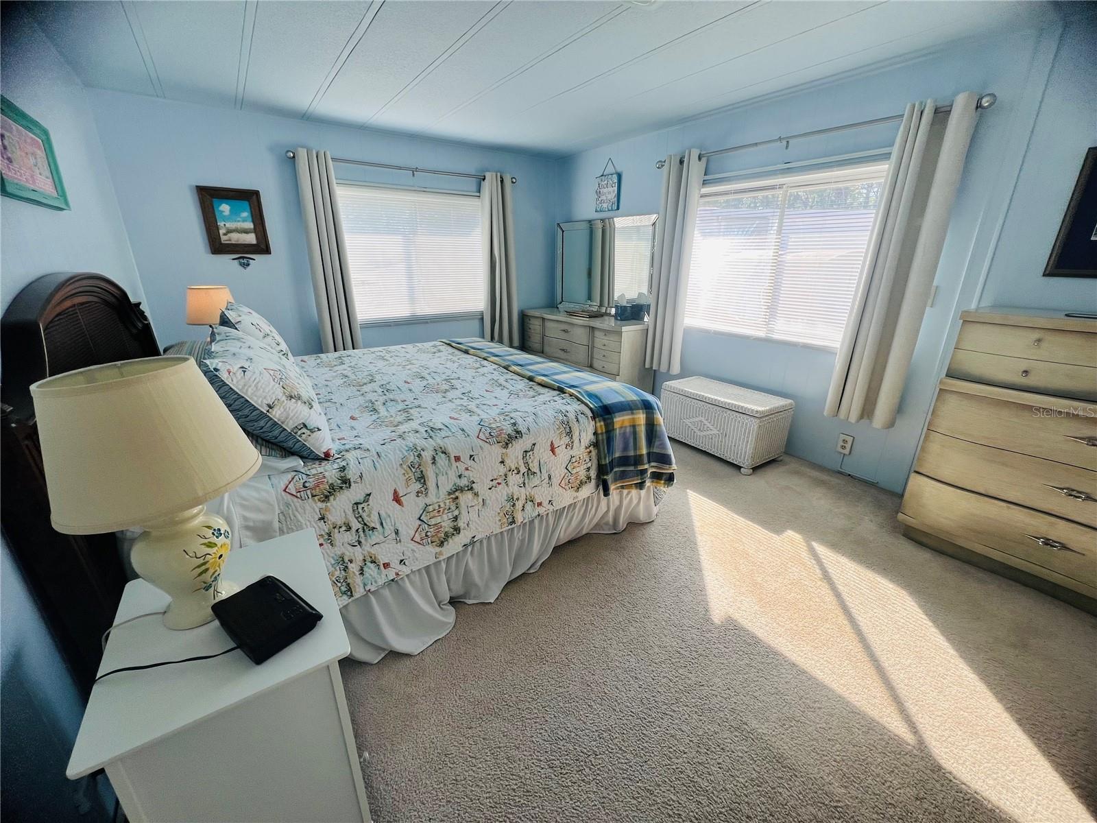 VENETIAN ESTATES - Residential