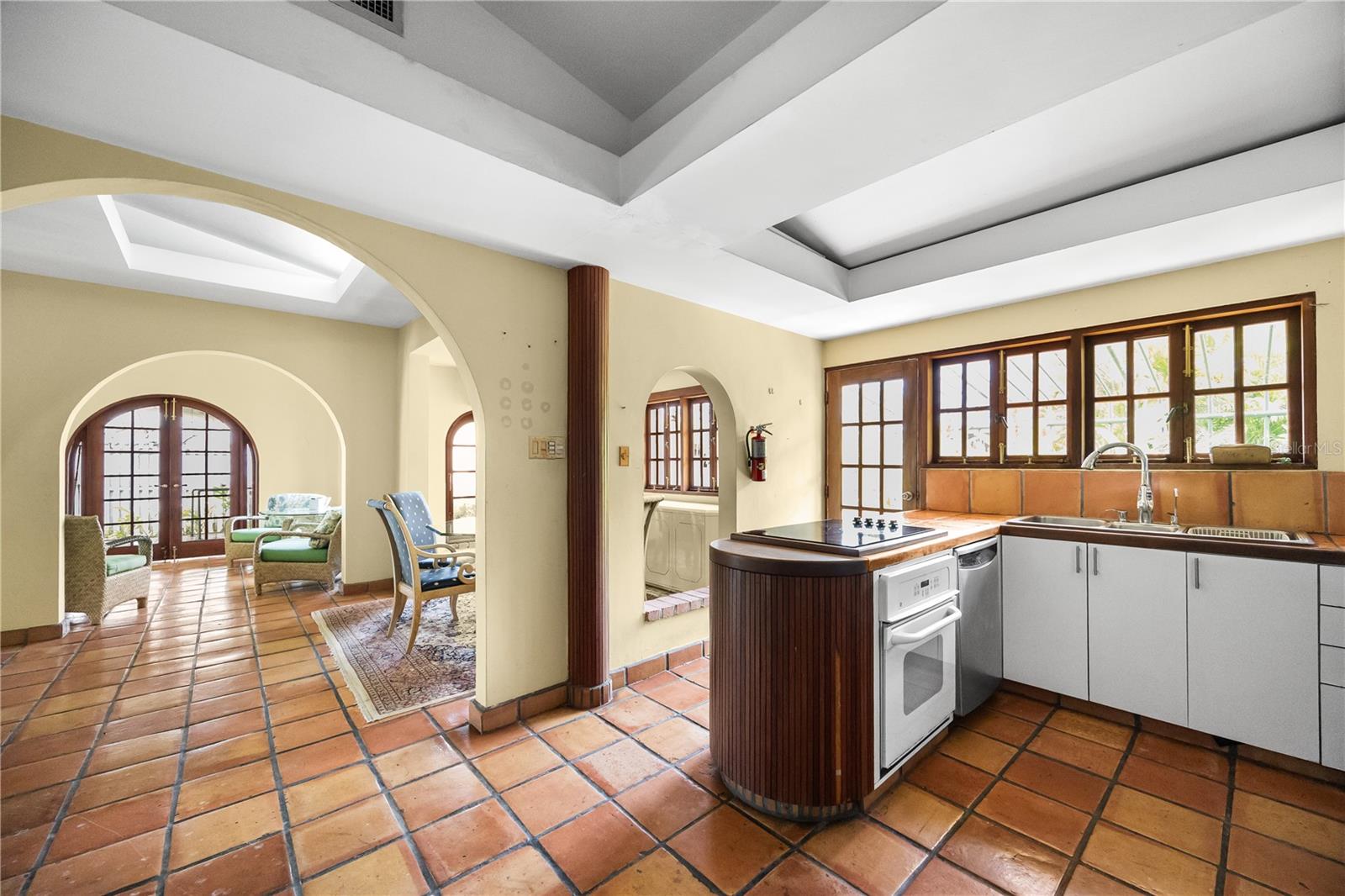 GARDEN HILLS NORTE - Residential