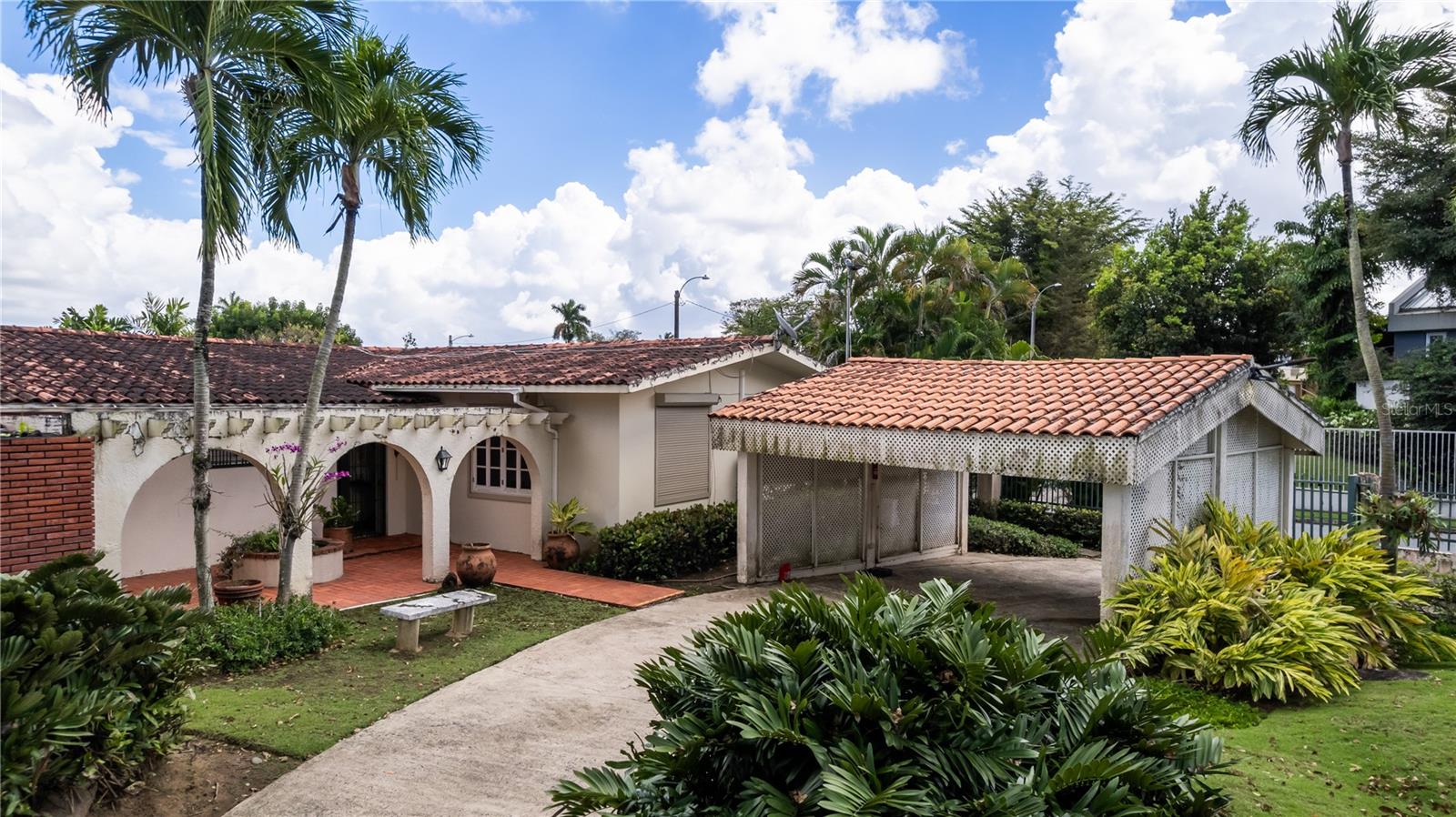 GARDEN HILLS NORTE - Residential