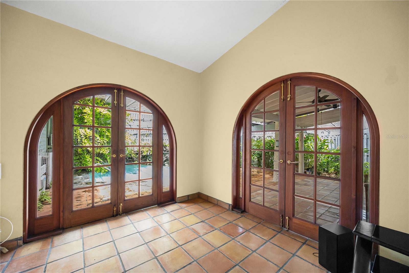 GARDEN HILLS NORTE - Residential