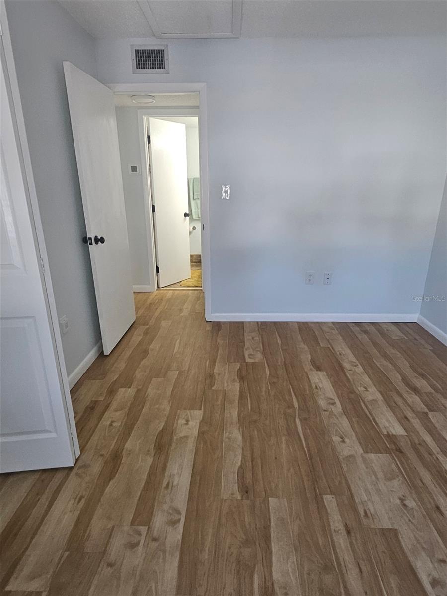 EAST LAKE WOODLANDS CYPRESS ESTATES - Residential Lease