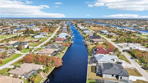 A home in PORT CHARLOTTE