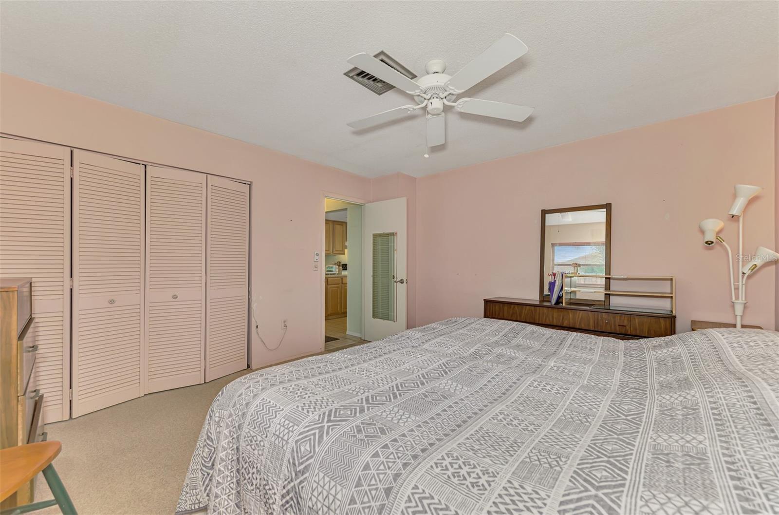 SOUTH VENICE - Residential