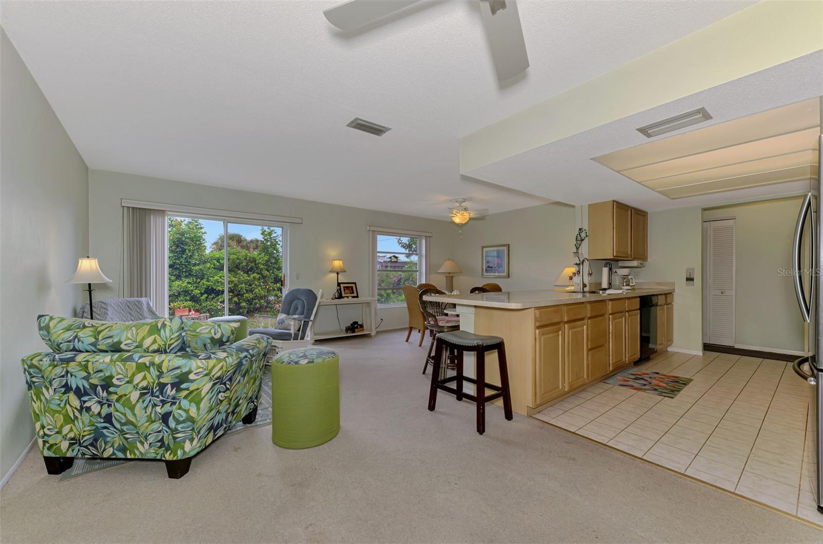 SOUTH VENICE - Residential