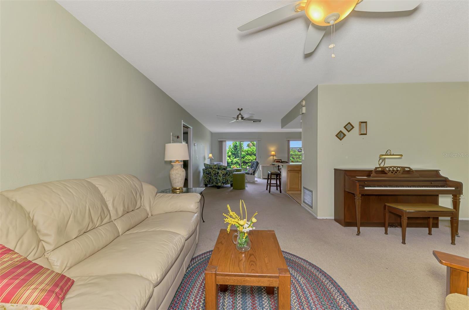 SOUTH VENICE - Residential