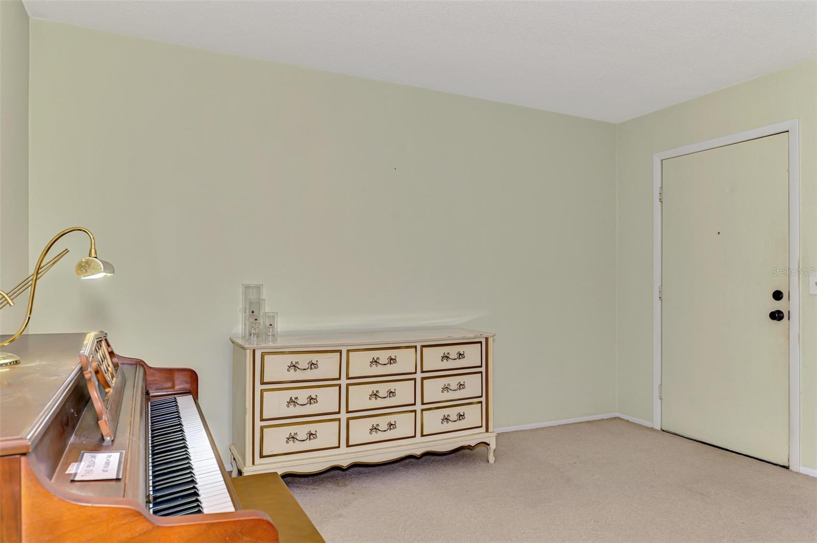 SOUTH VENICE - Residential