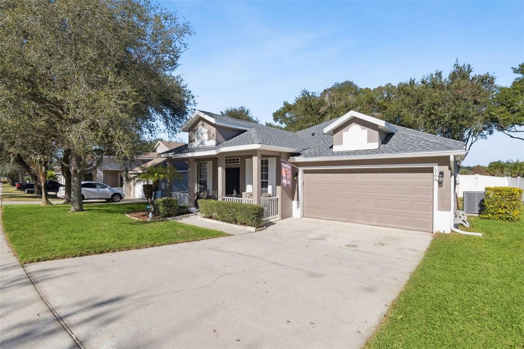 Photo of 1766 Madison Ivy Circle, Apopka, FL 32712 (MLS # G5106309)