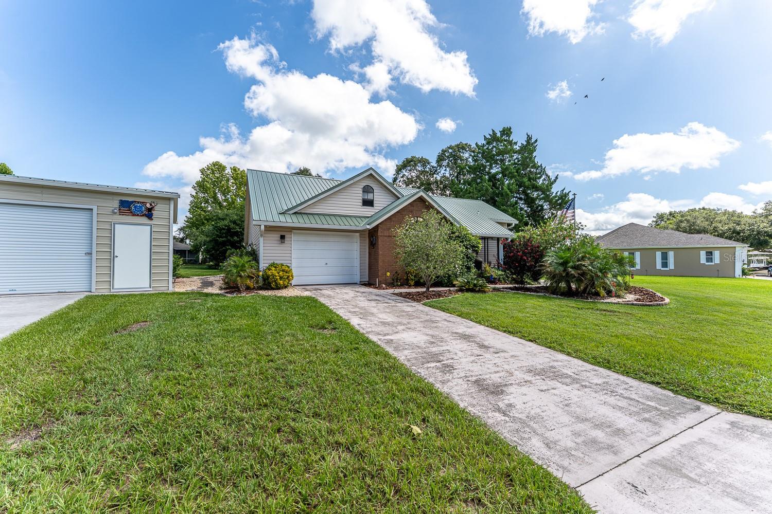 8725 E ROSEMONT COURT