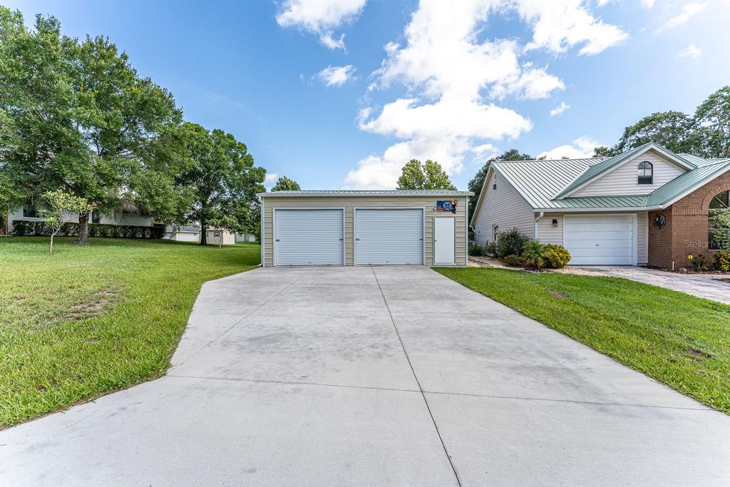 Photo of 8725 E Rosemont Court, Inverness, FL 34450 (MLS # TB8409608)
