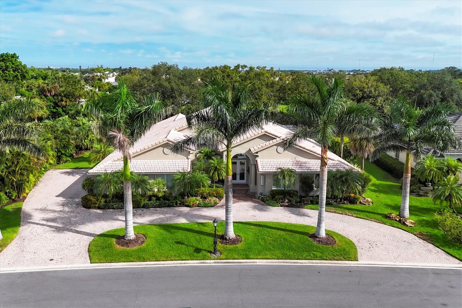 PRESTANCIA - Residential