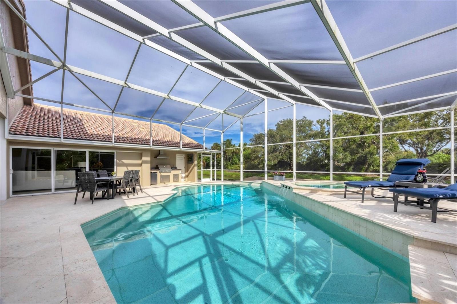 PRESTANCIA - Residential