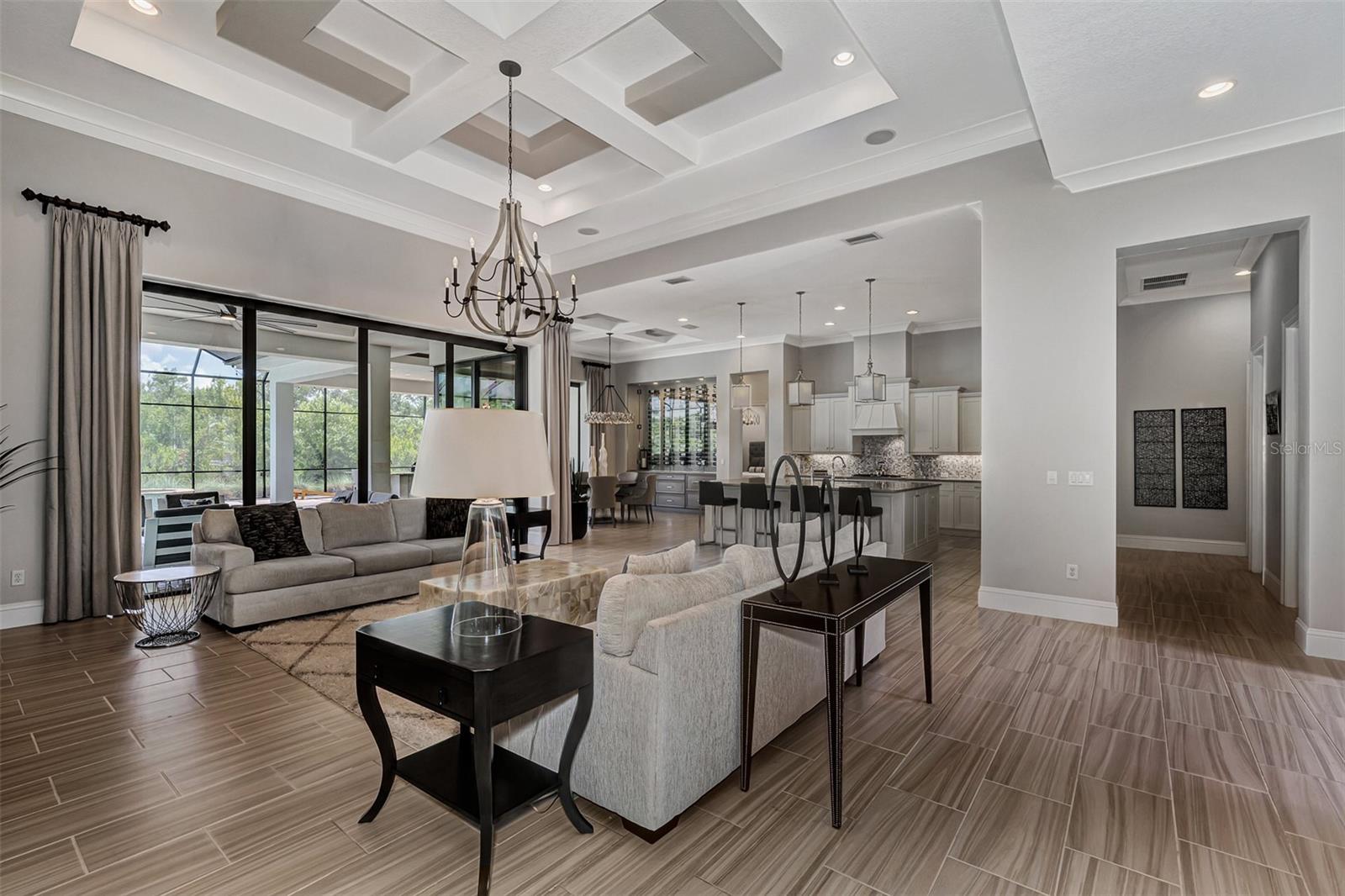 COUNTRY CLUB EAST AT LAKEWD RNCH UU2 - Residential