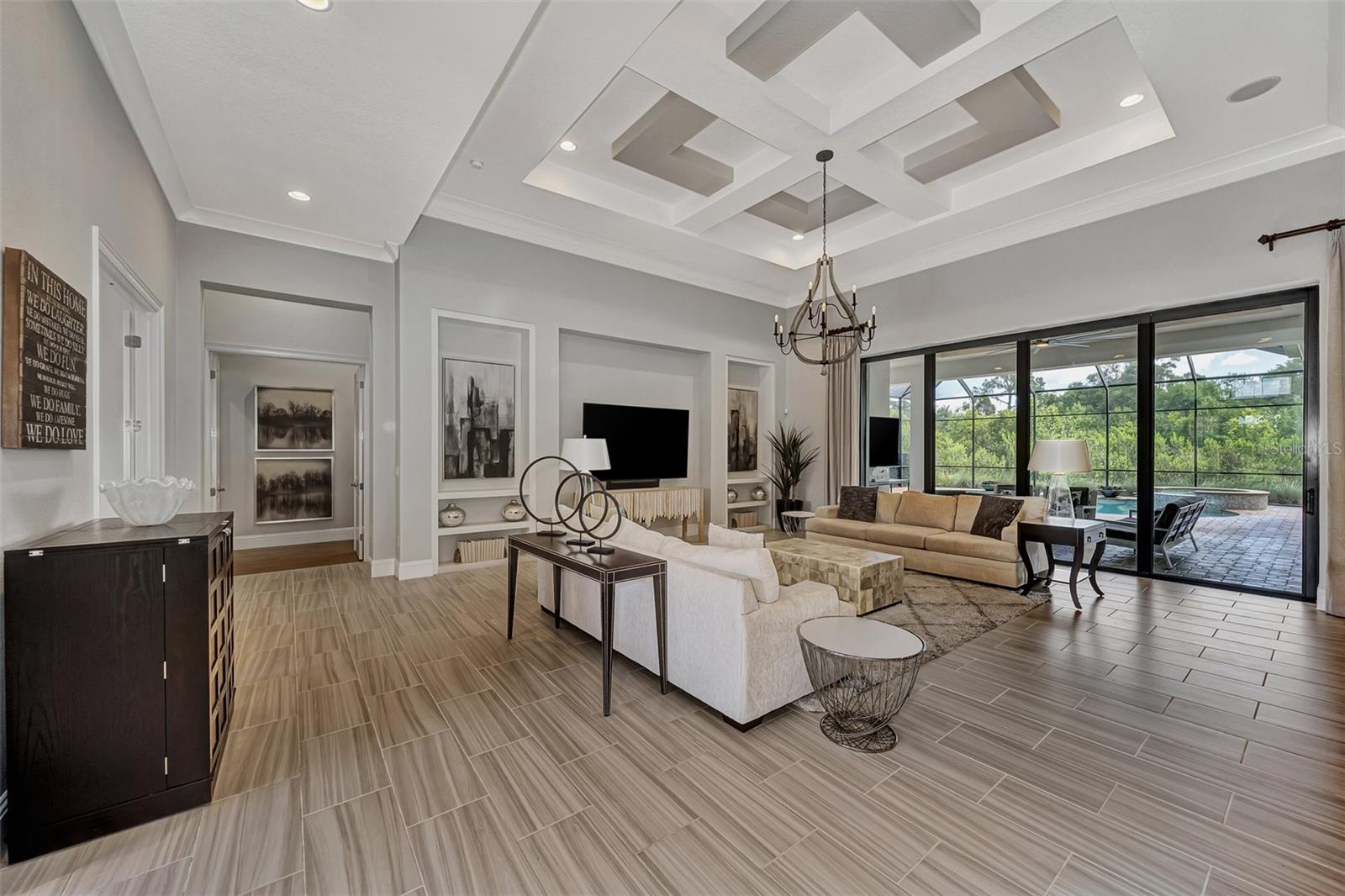 COUNTRY CLUB EAST AT LAKEWD RNCH UU2 - Residential