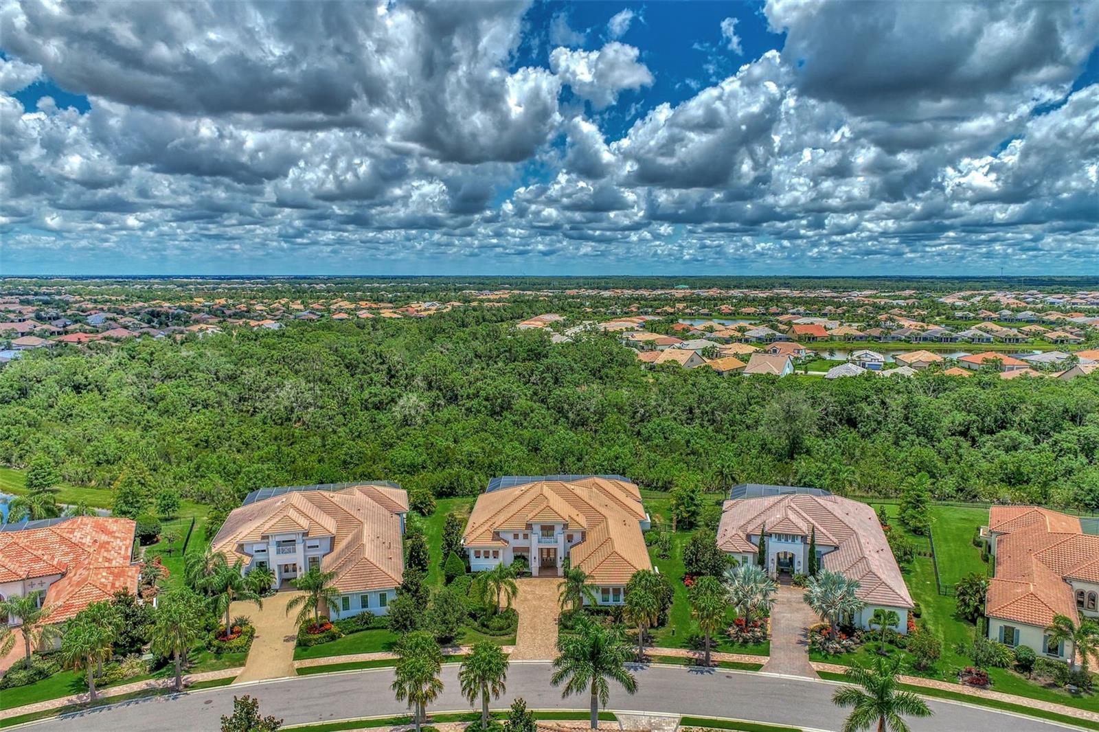 COUNTRY CLUB EAST AT LAKEWD RNCH UU2 - Residential