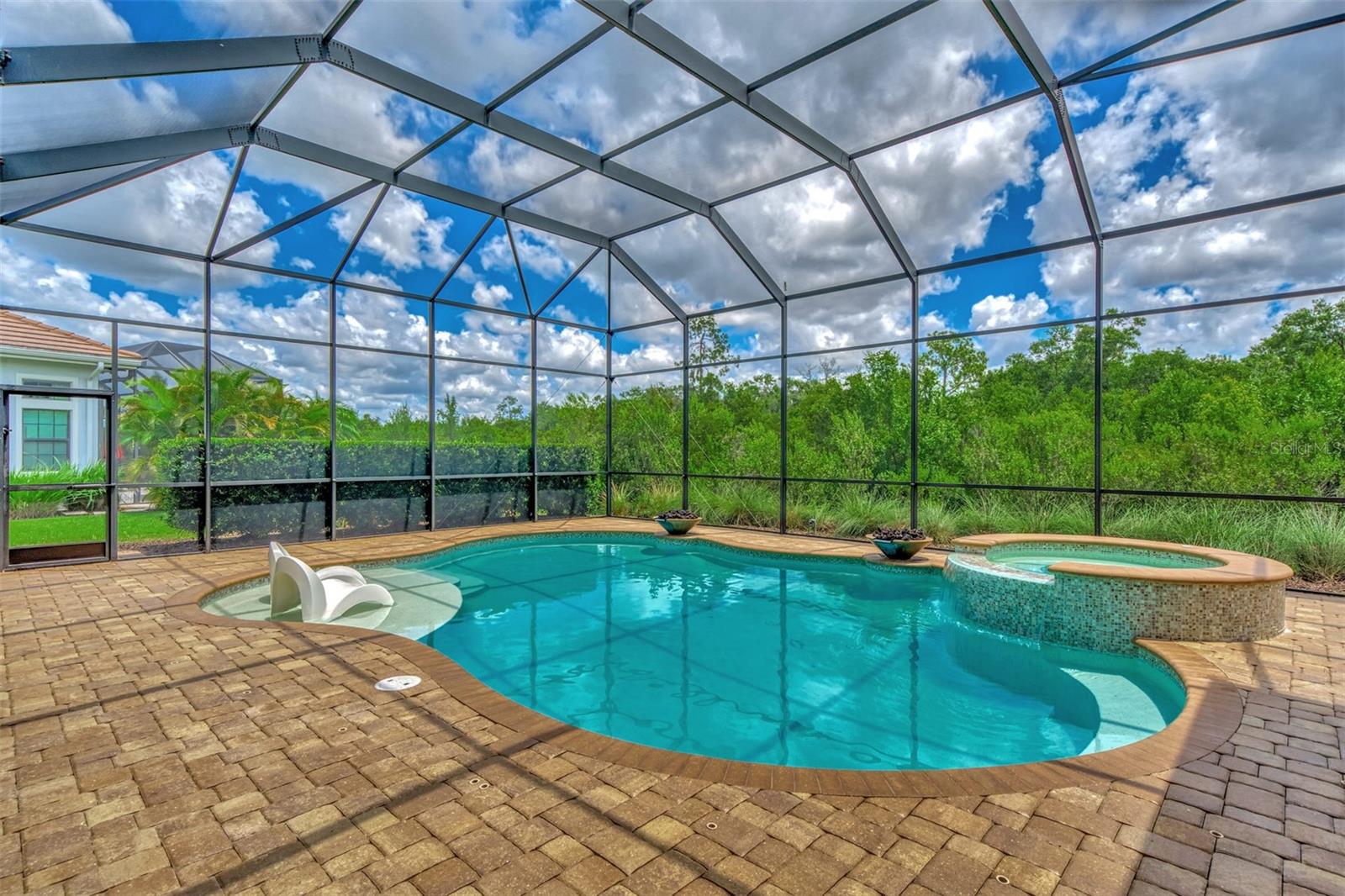 COUNTRY CLUB EAST AT LAKEWD RNCH UU2 - Residential