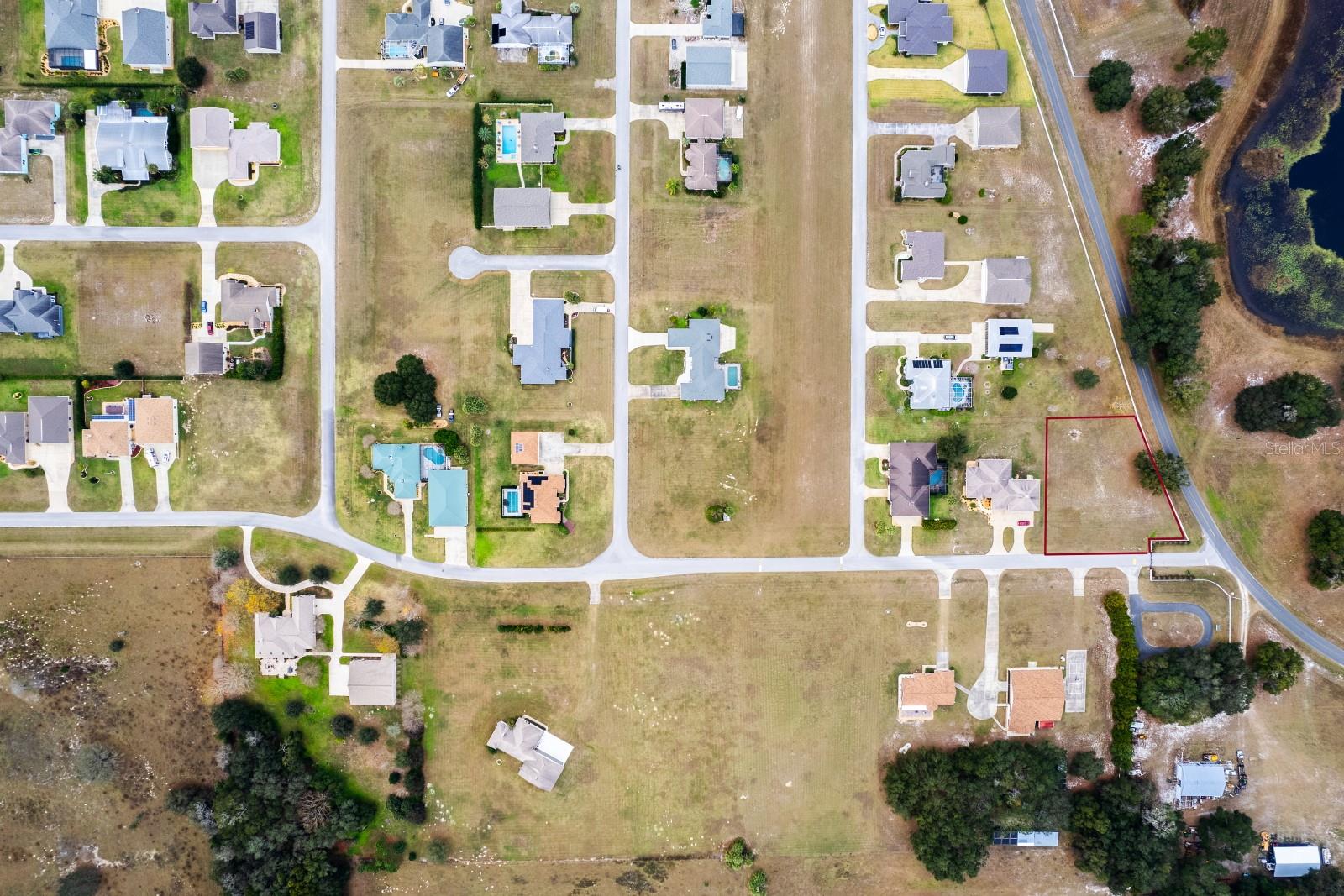 LOVES LANDING - Land