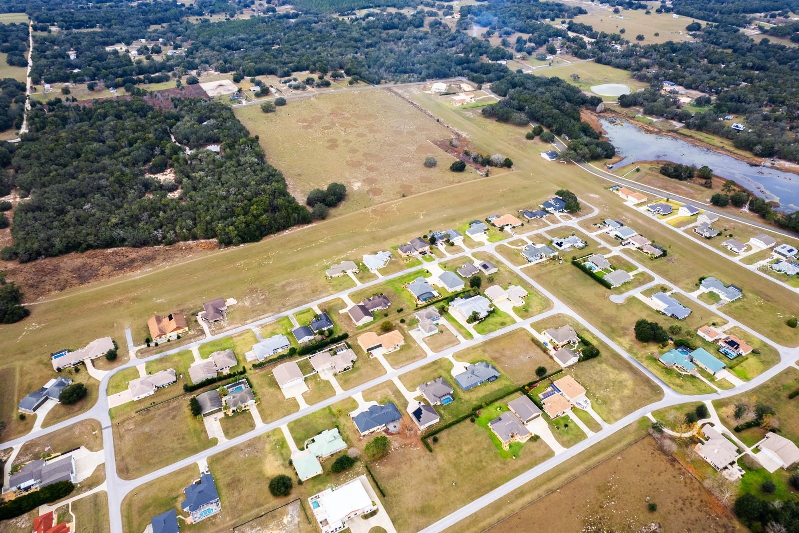 LOVES LANDING - Land