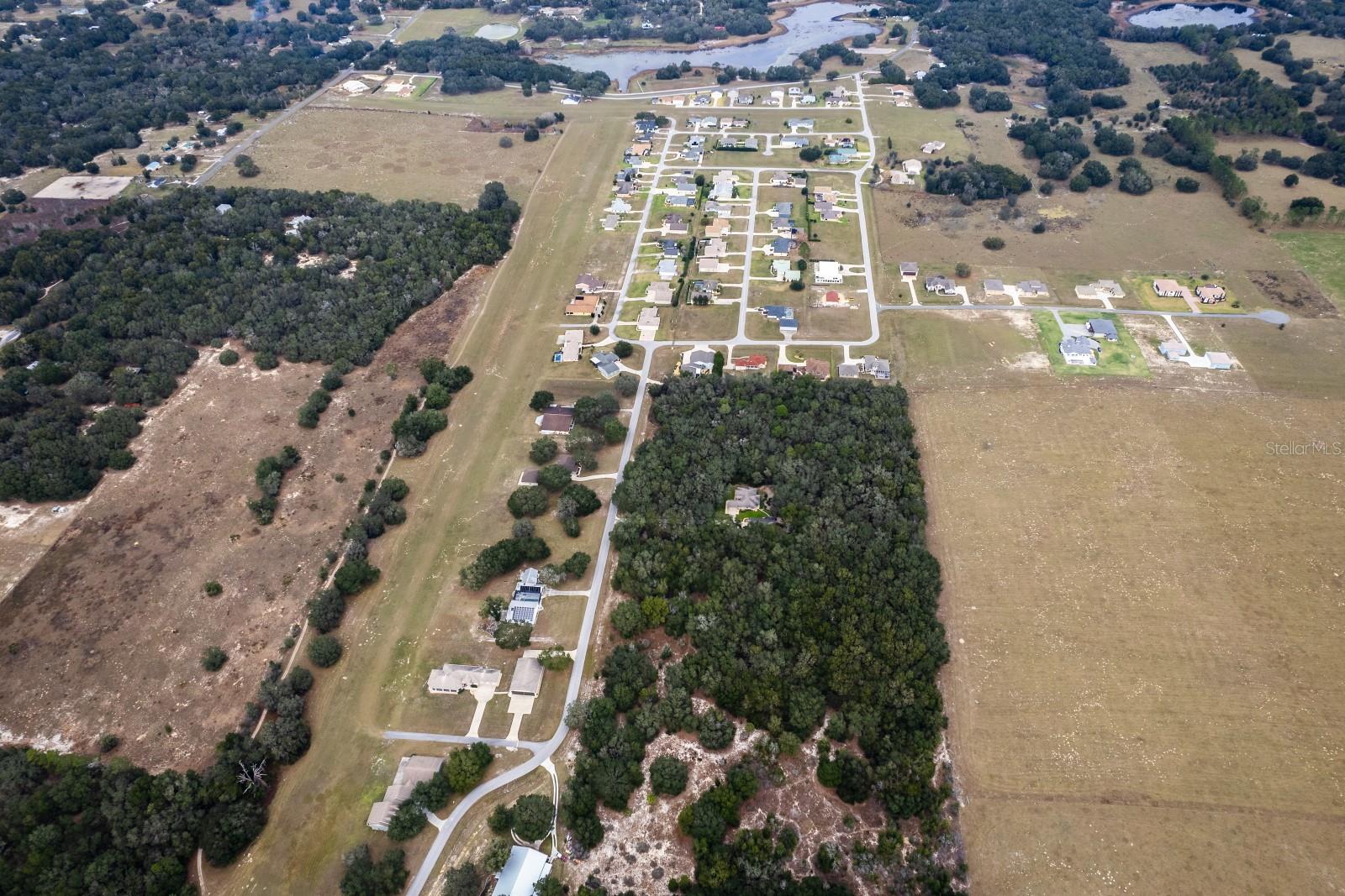 LOVES LANDING - Land