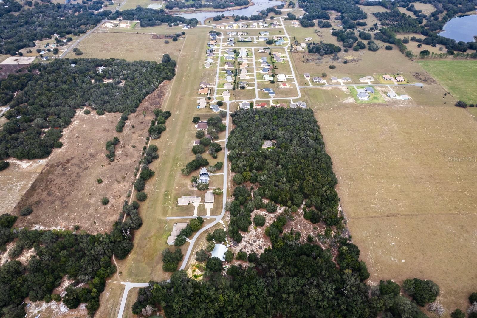 LOVES LANDING - Land