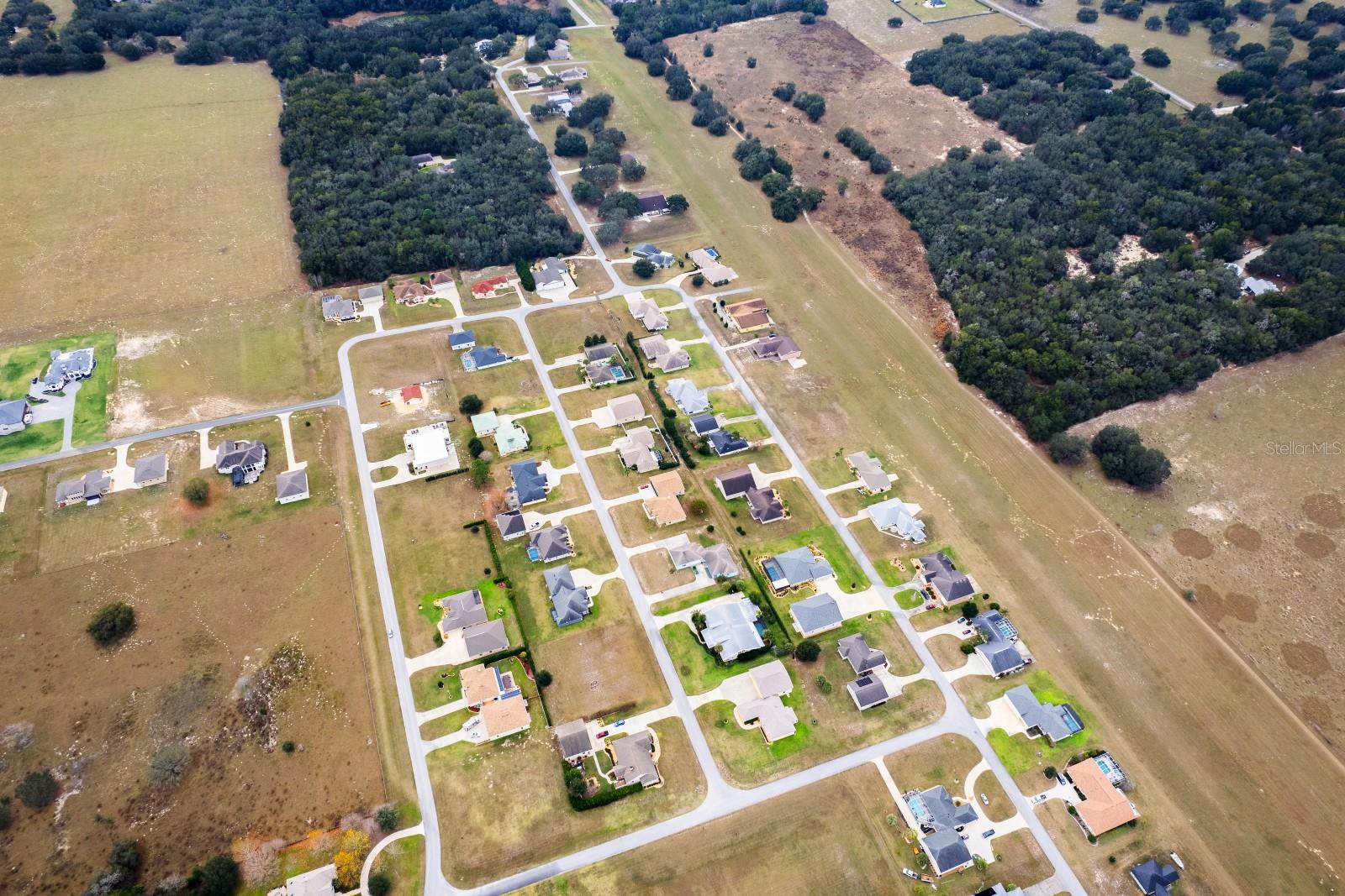 LOVES LANDING - Land