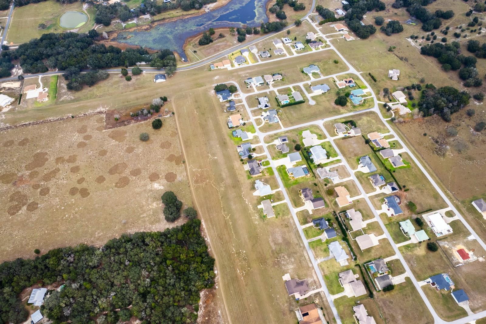 LOVES LANDING - Land