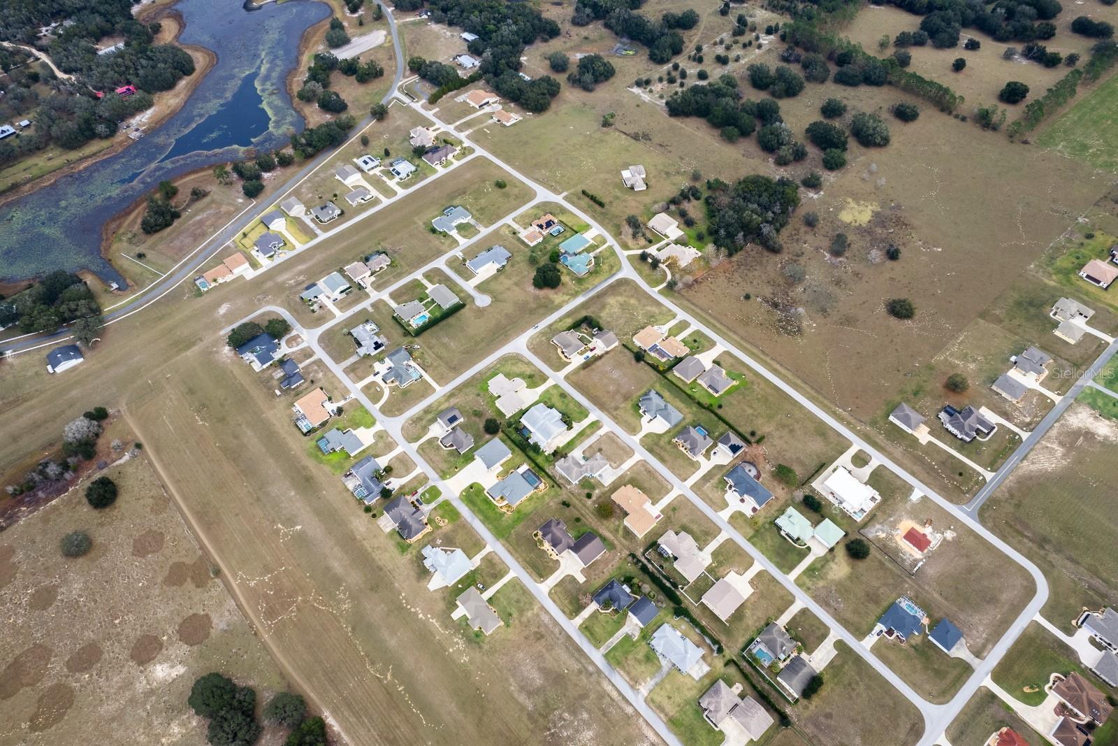 LOVES LANDING - Land