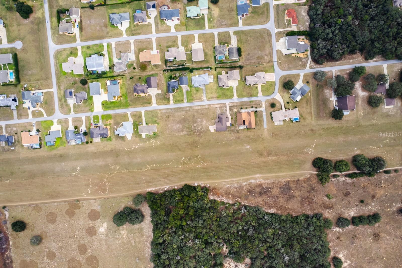 LOVES LANDING - Land