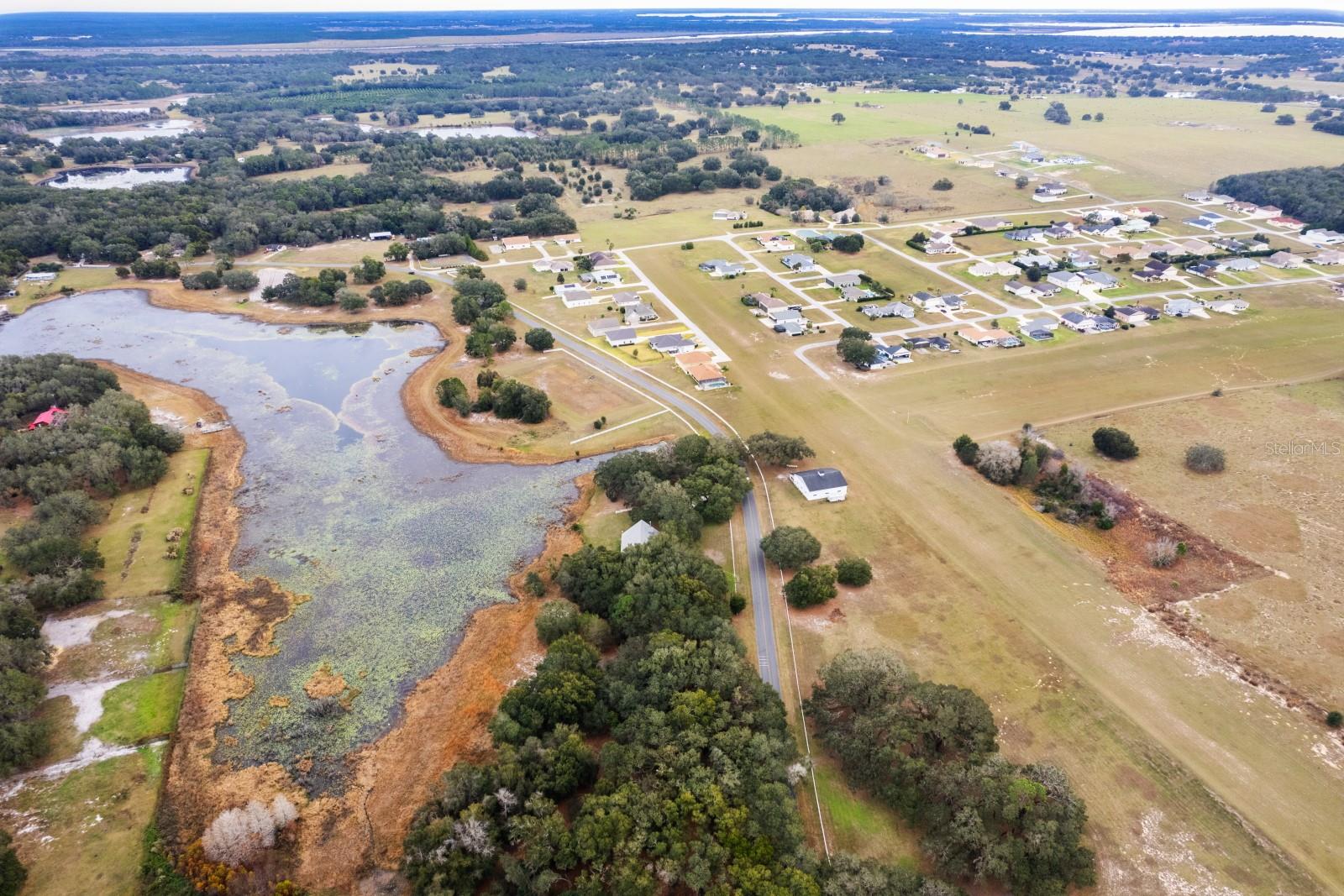 LOVES LANDING - Land