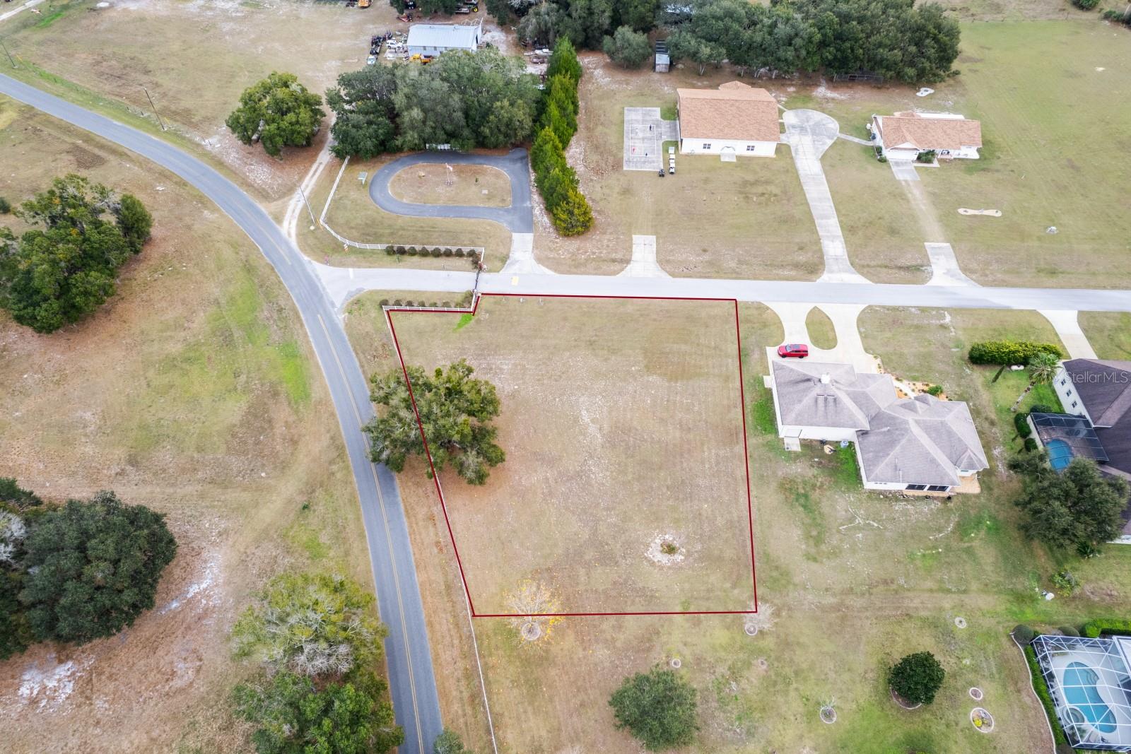 LOVES LANDING - Land