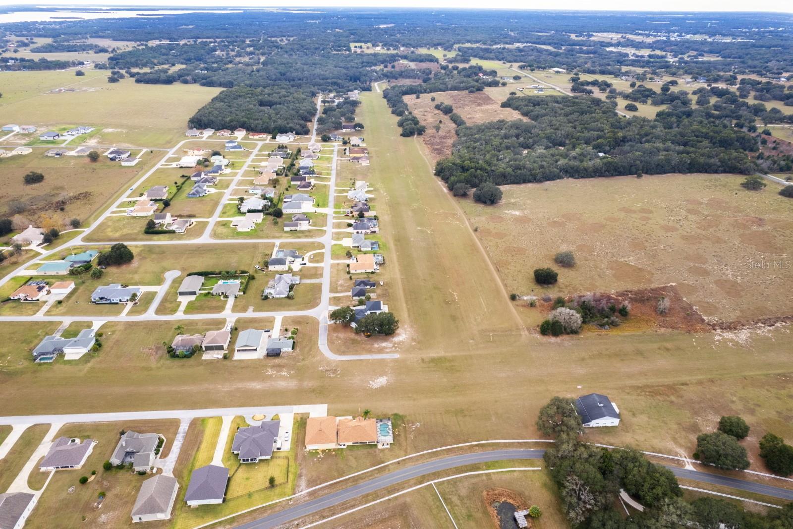 LOVES LANDING - Land