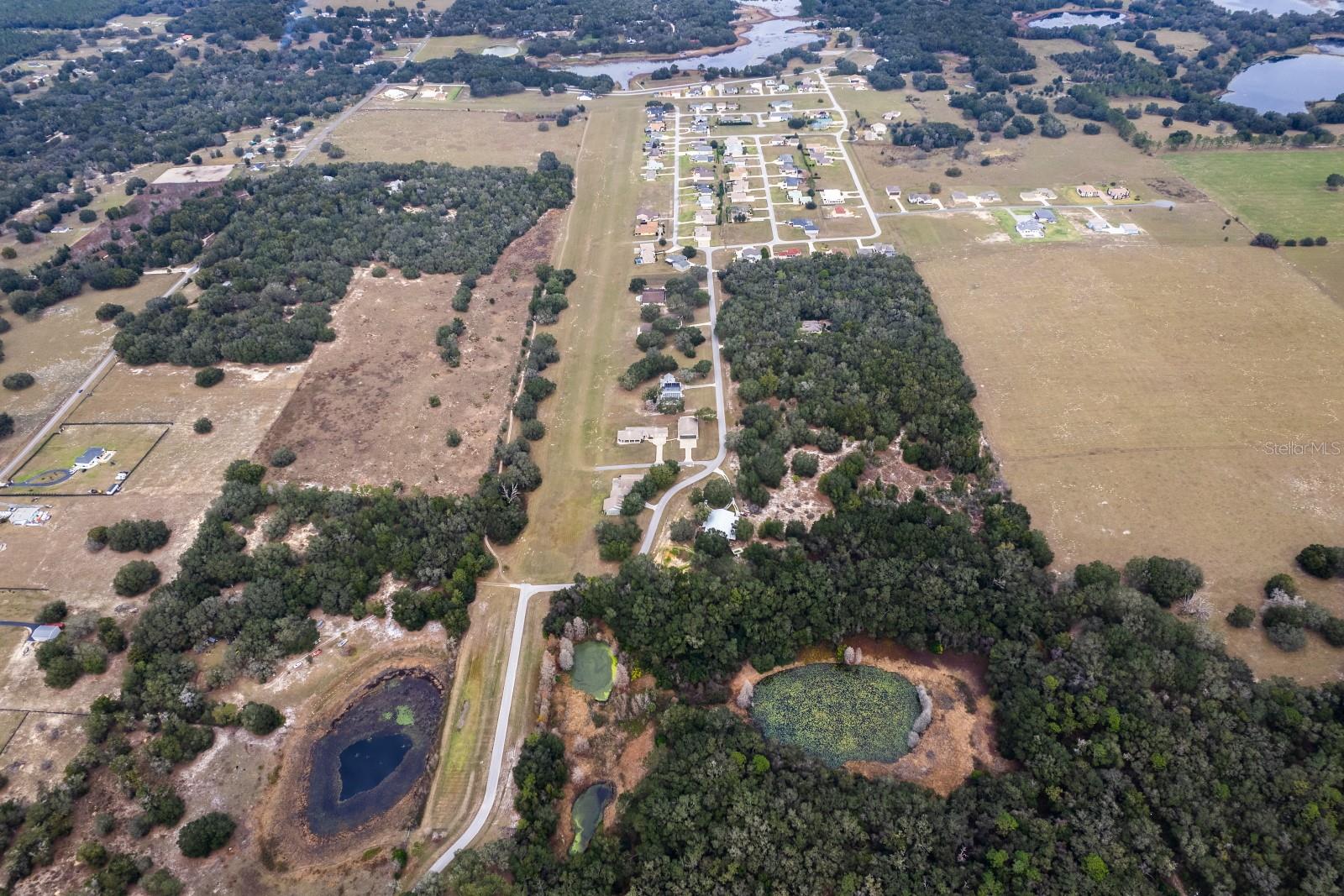 LOVES LANDING - Land