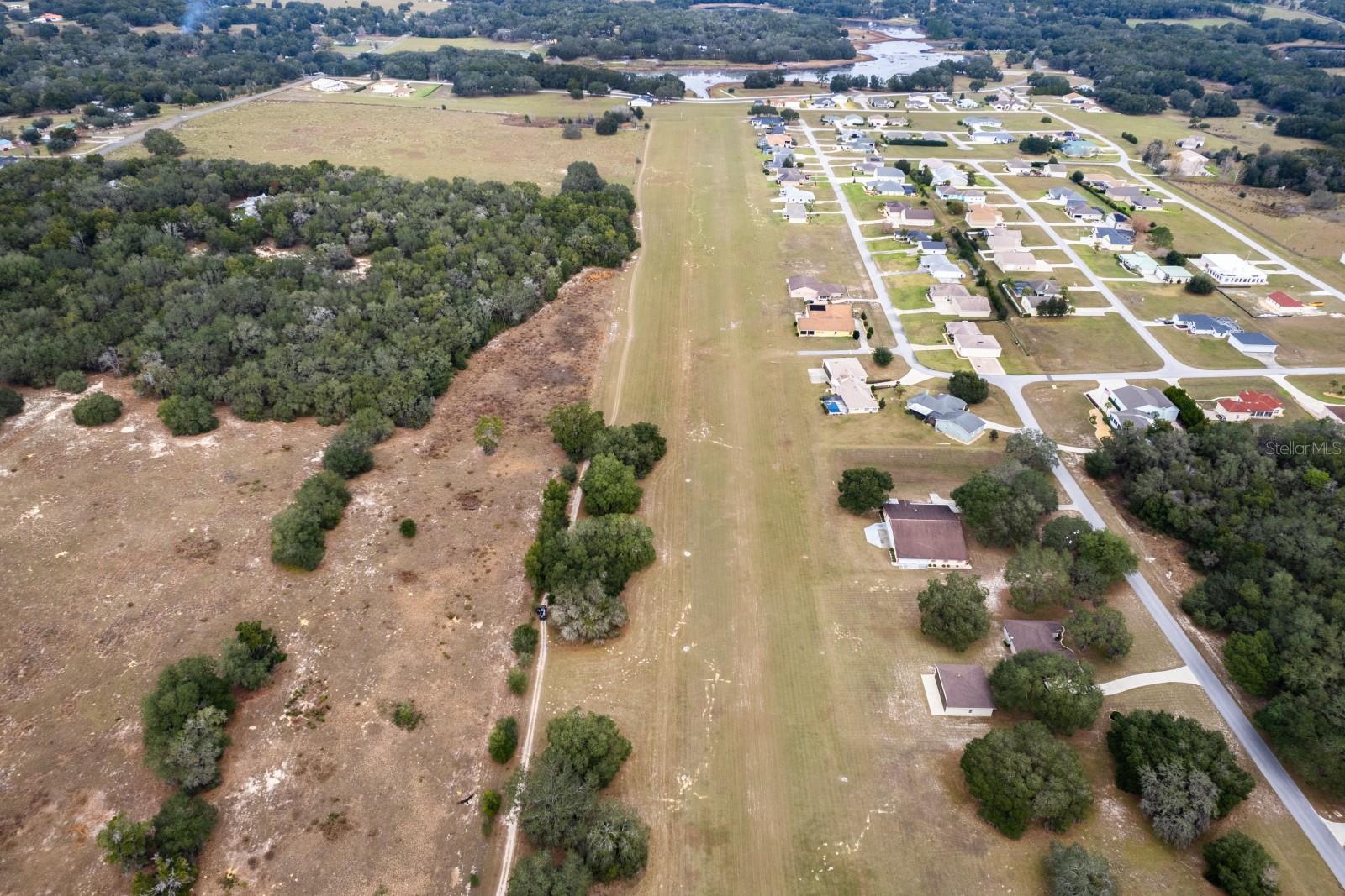 LOVES LANDING - Land