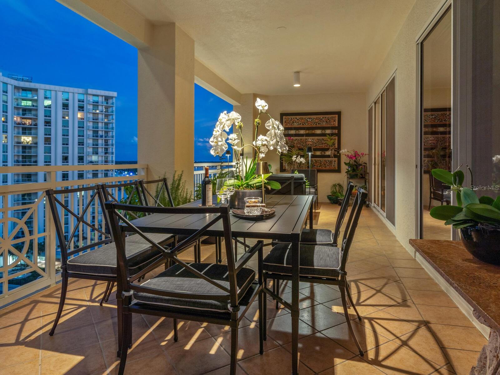 THE TOWER RESIDENCES - Residential