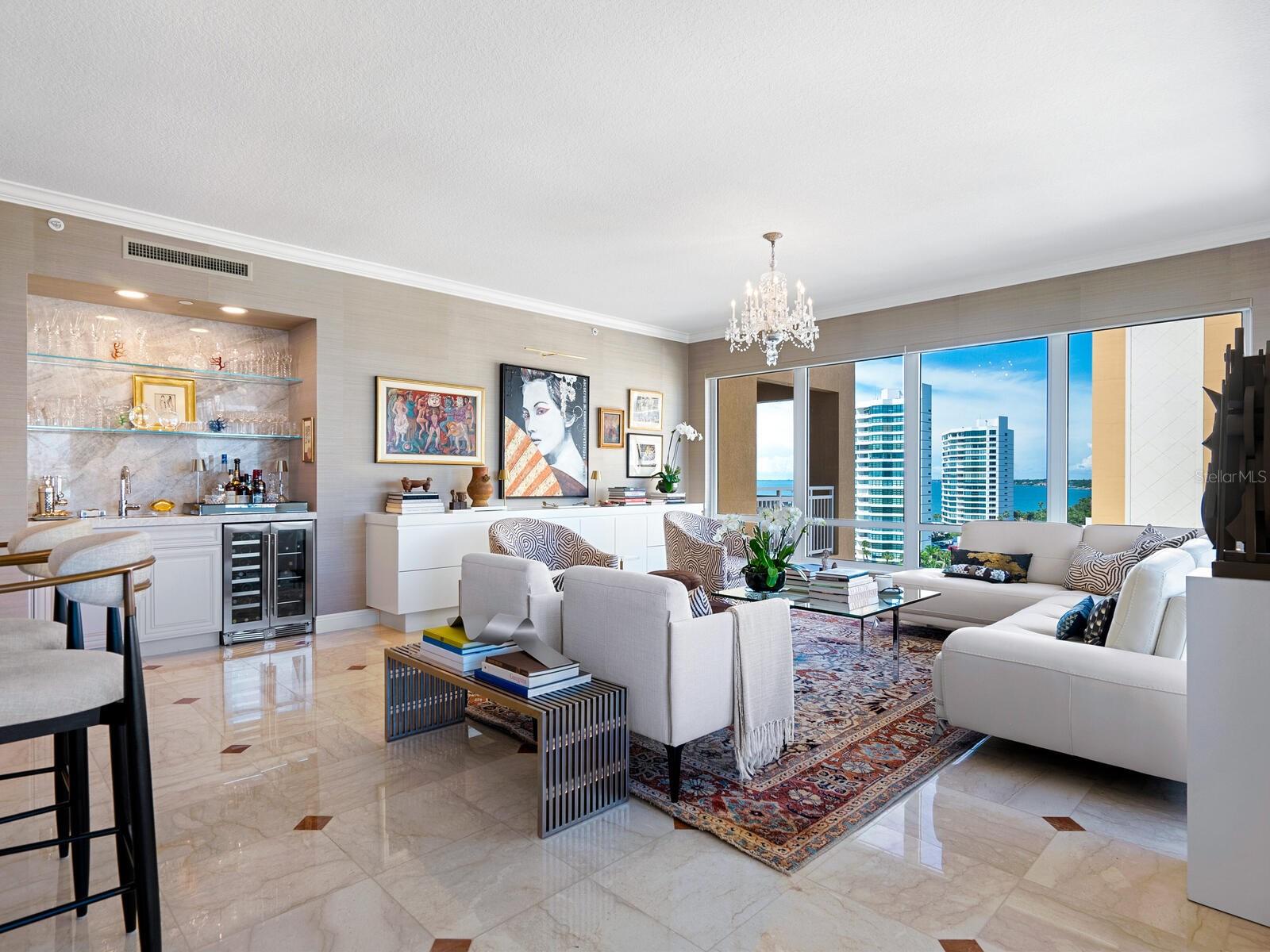 THE TOWER RESIDENCES - Residential