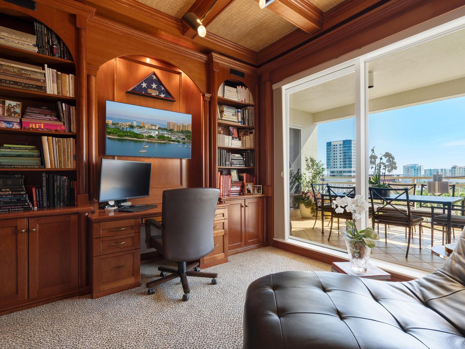 THE TOWER RESIDENCES - Residential