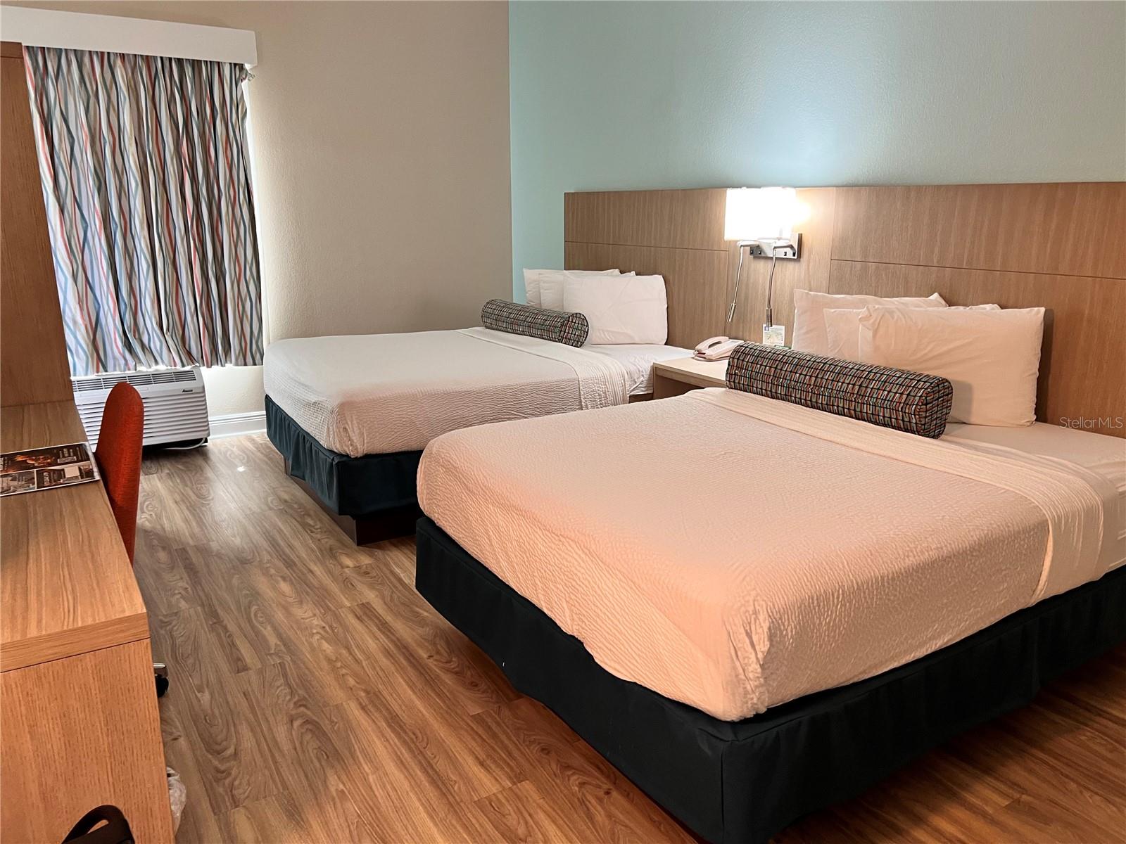 MERIDIAN PALMS COMM CONDO - Residential