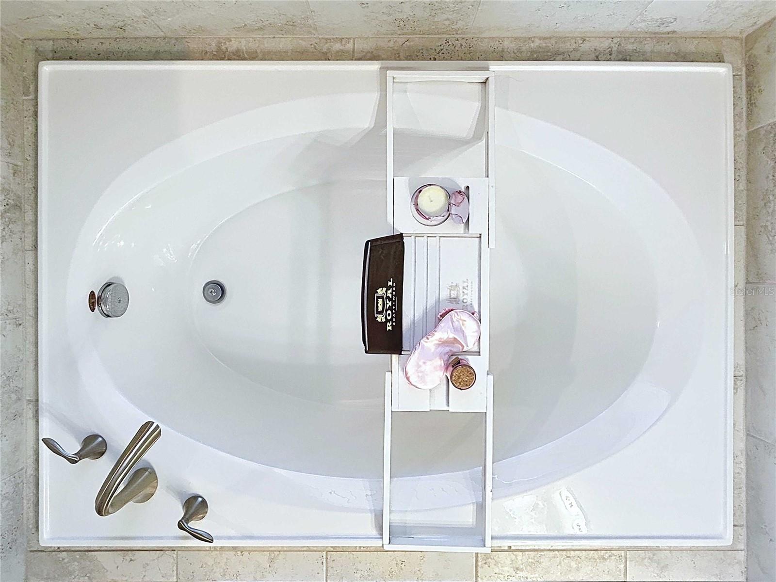 RIVERCREST LAKES - Residential