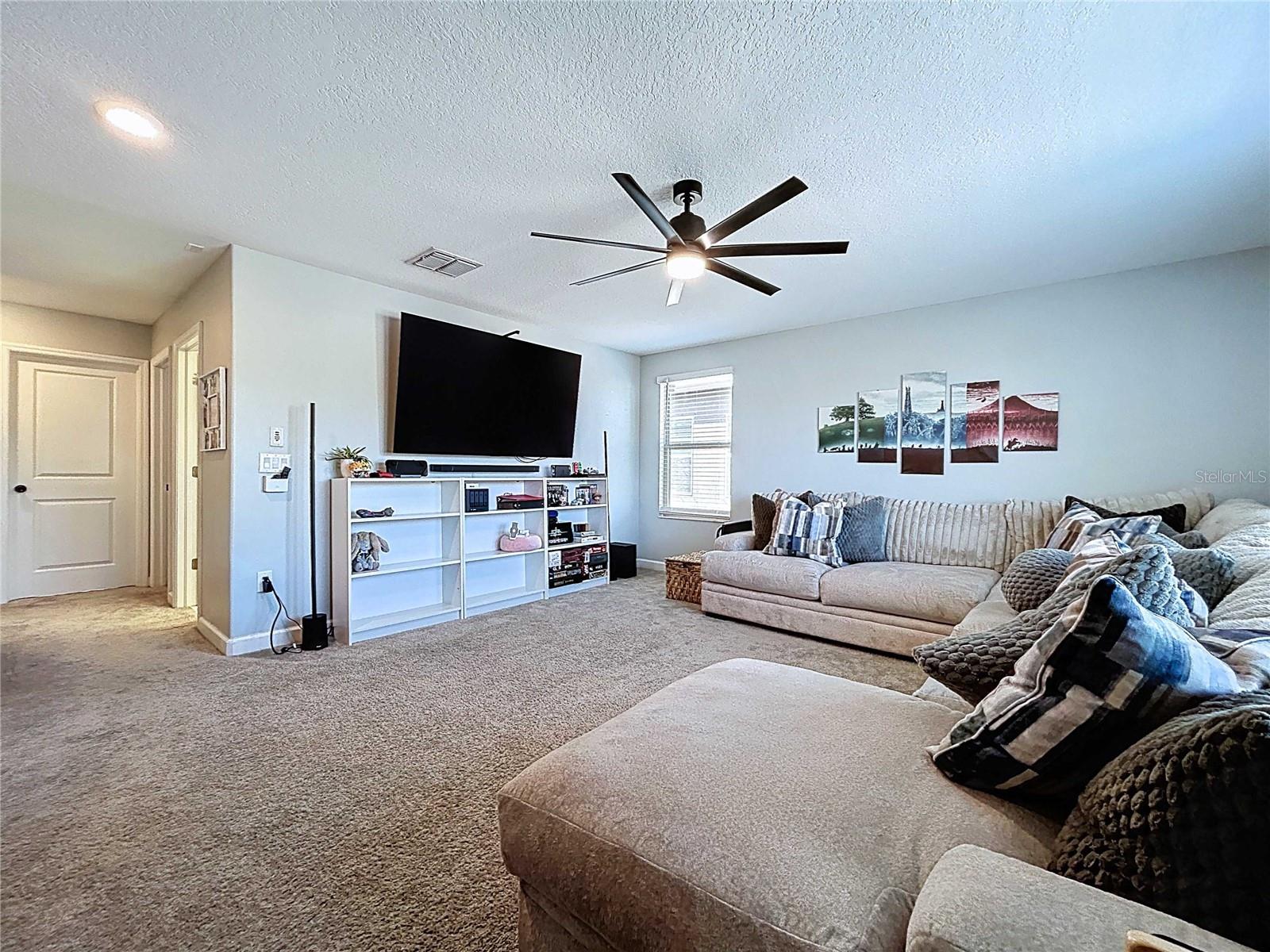 RIVERCREST LAKES - Residential